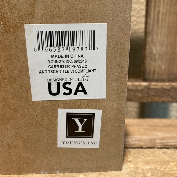 Pineapple Tier Tray Decor, Be Kind & Truthful & Your Life Will Be Fruitful Decor - Picture 8 of 9